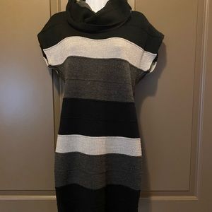 Women petite sweater dress size PM medium black/gray color .